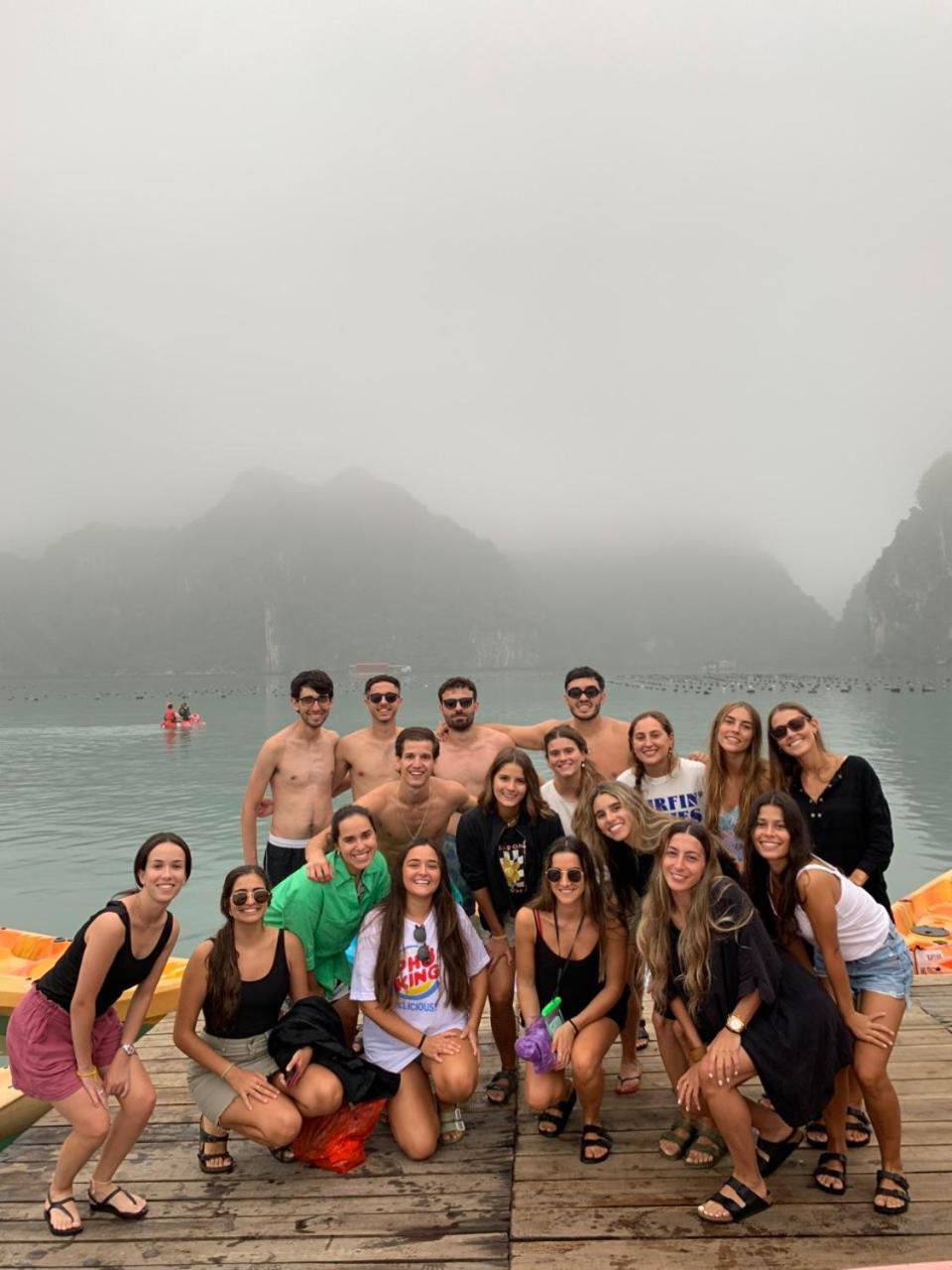 Royal Palace Cruise Халонг Экстерьер фото
